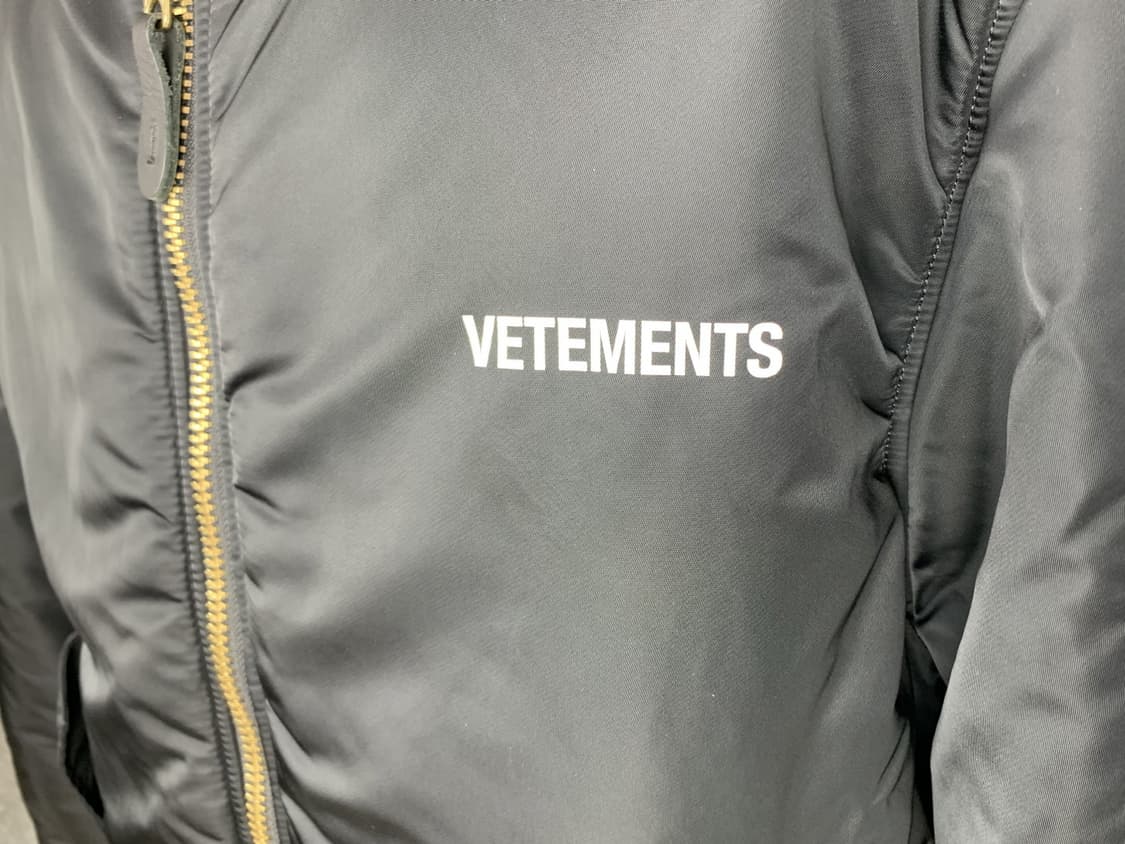 베트멍 백로고 봄버 블랙 그린 M 상품이미지10