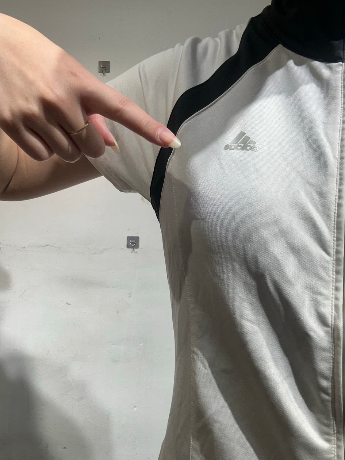 아디다스 화이트 하츠 집업 트랙탑 져지 S 상품이미지4