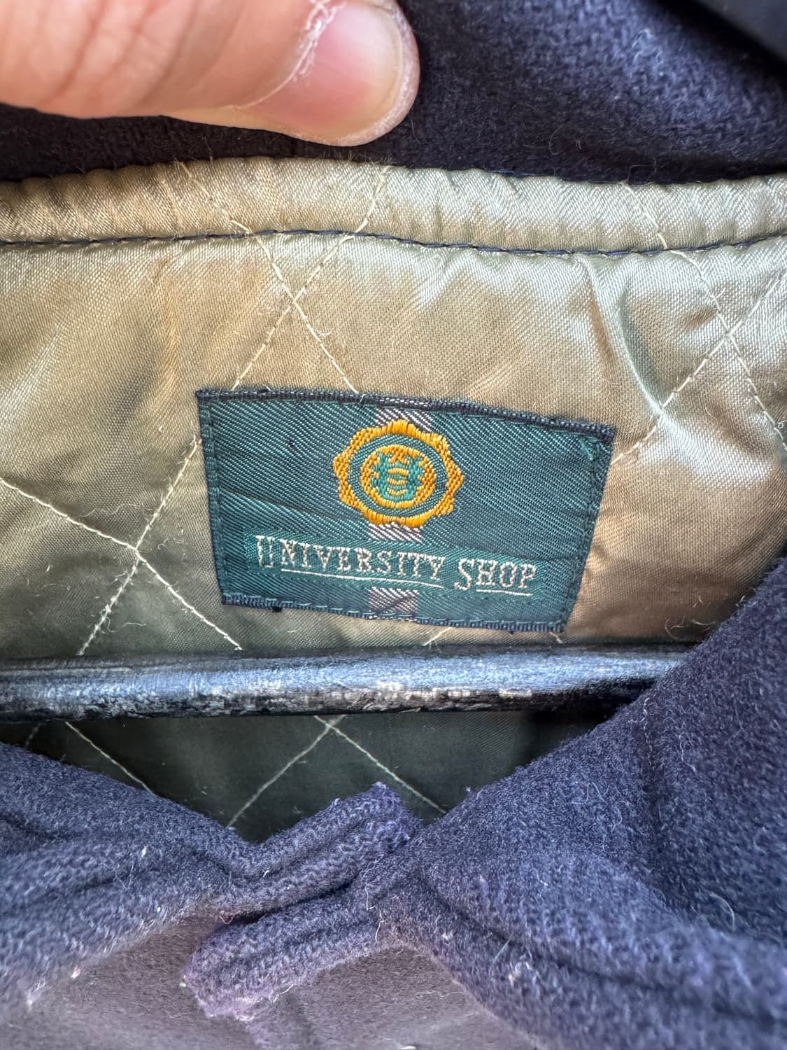 유니버시티샵 봄버 후드 바시티자켓  상품이미지4