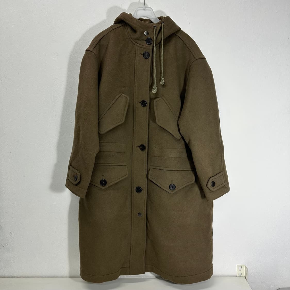우먼OS 스튜디오톰보이 빈티지카키 오버핏 허리스트링 울 후드롱코트 상품이미지1
