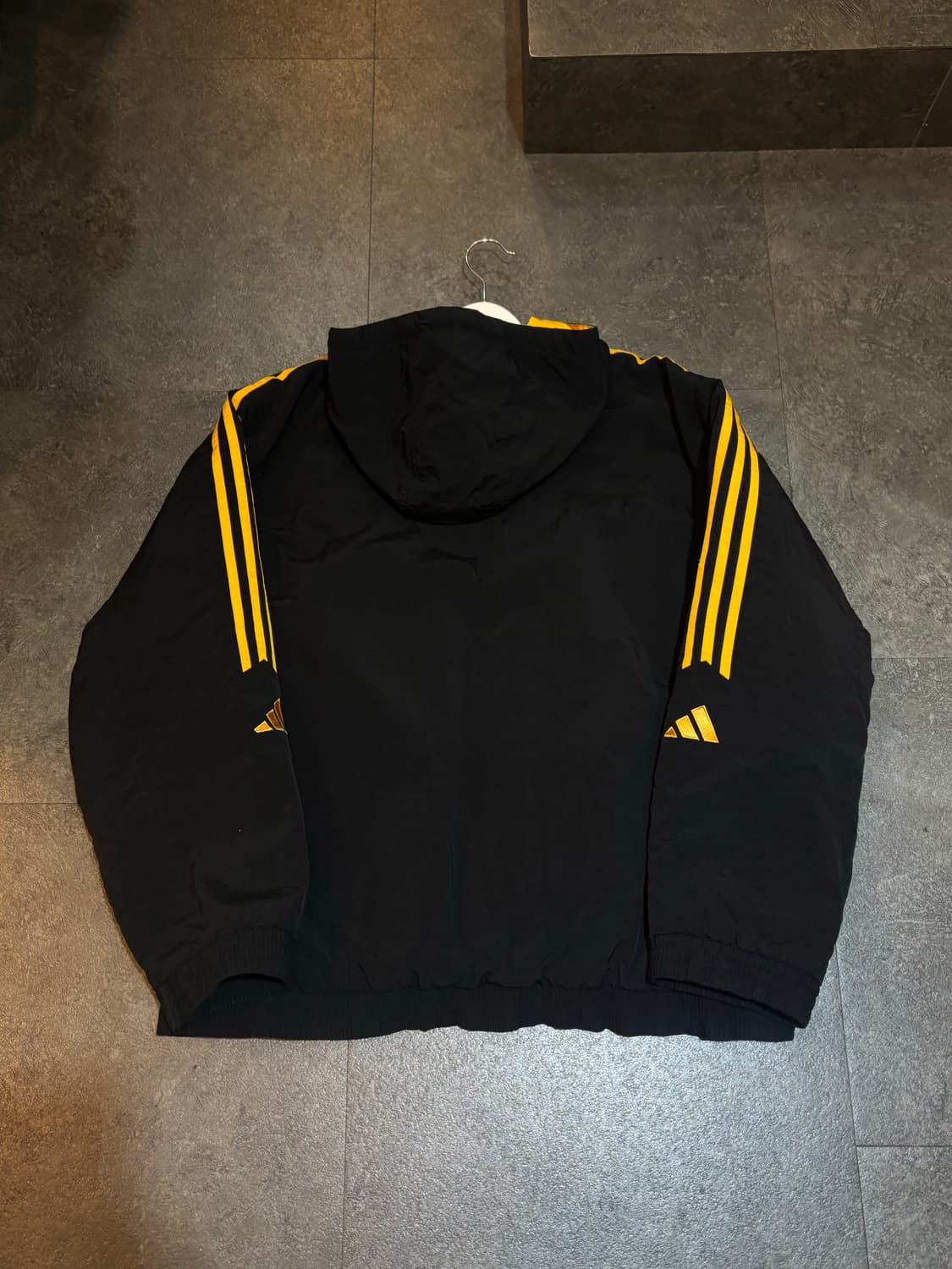 아디다스 올드스쿨 점퍼 105사이즈 상품이미지3