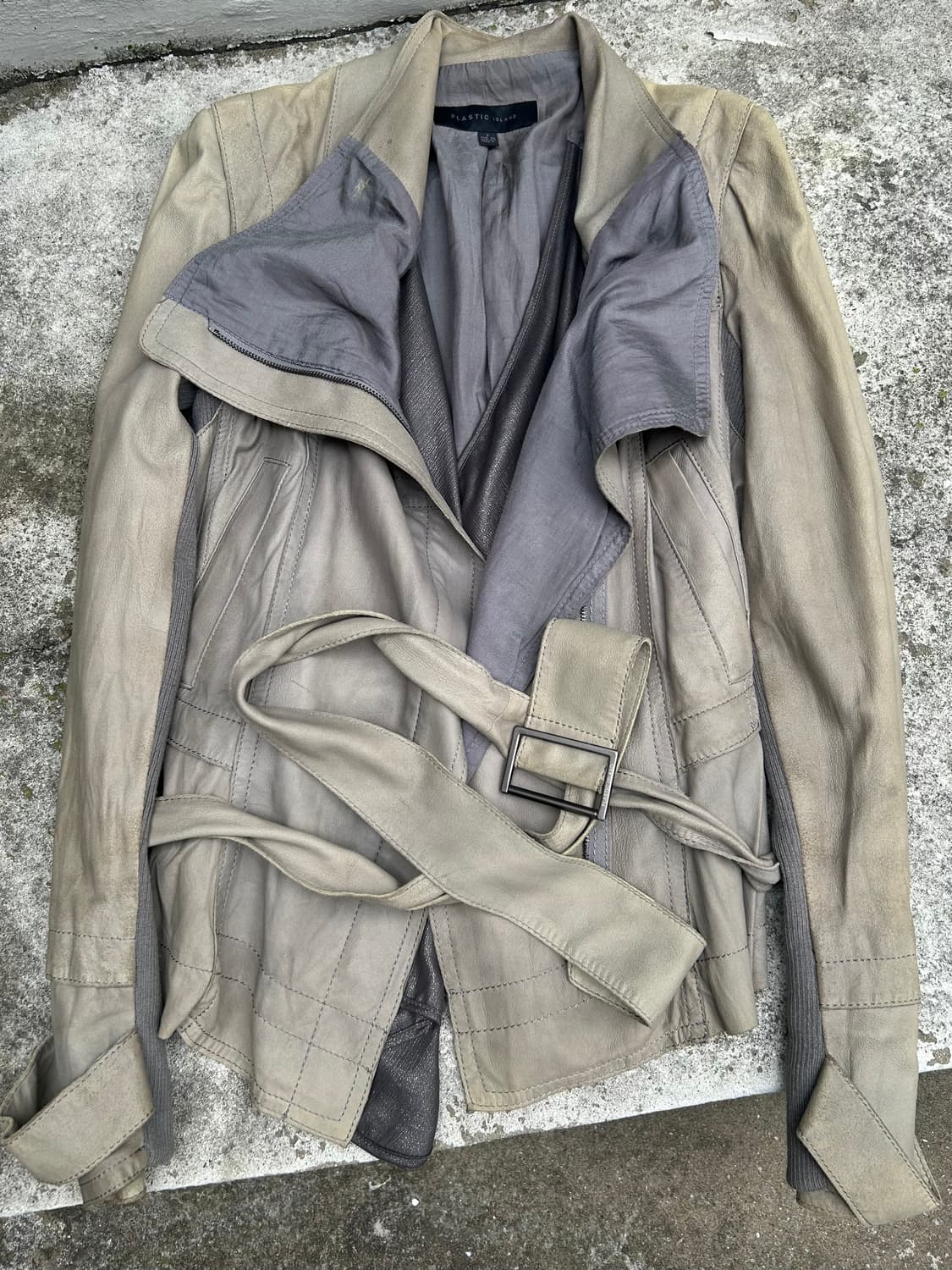 2000s vtg 드레이프 디자인 가죽자켓 상품이미지3