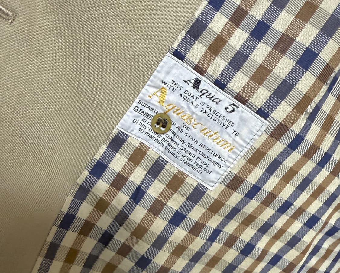 아쿠아스큐텀 트렌치코트 상품이미지1