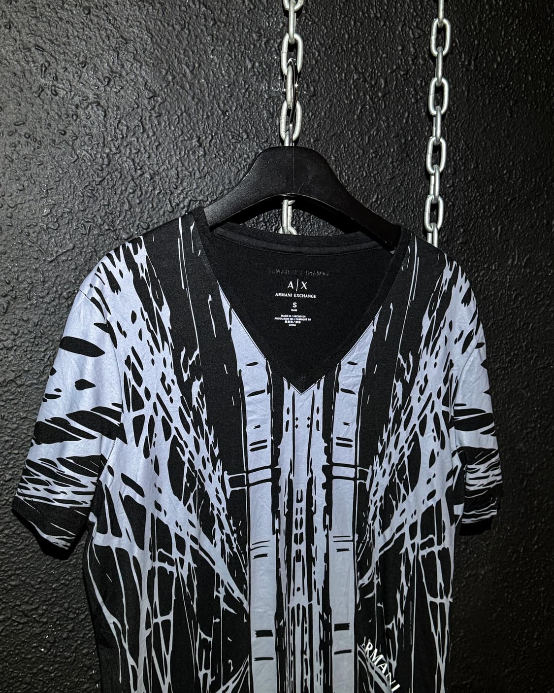 Armani Exchange – V-neck T-shirt  상품이미지3