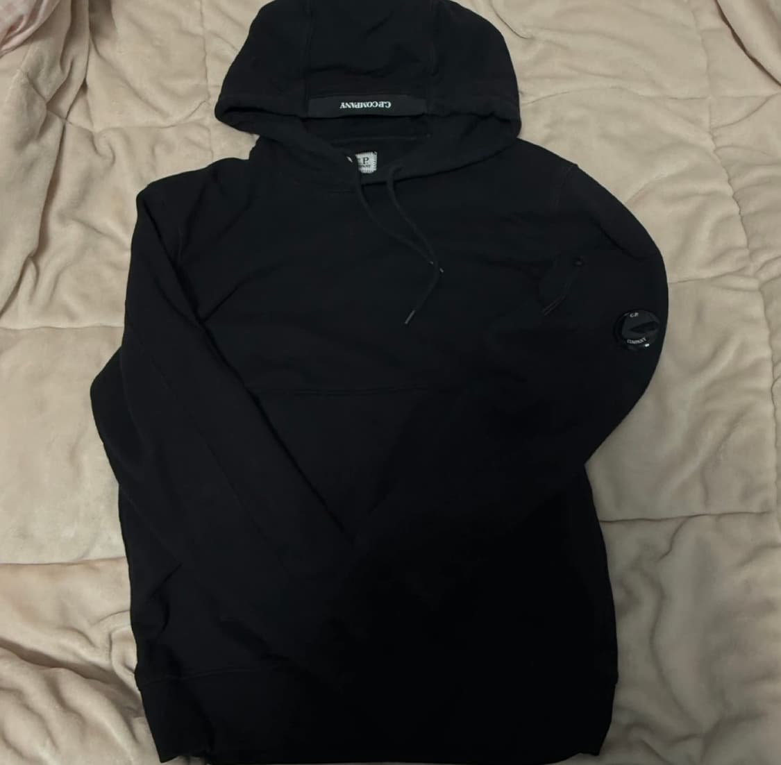 CP컴퍼니 렌즈 블랙 후드 M 상품이미지1