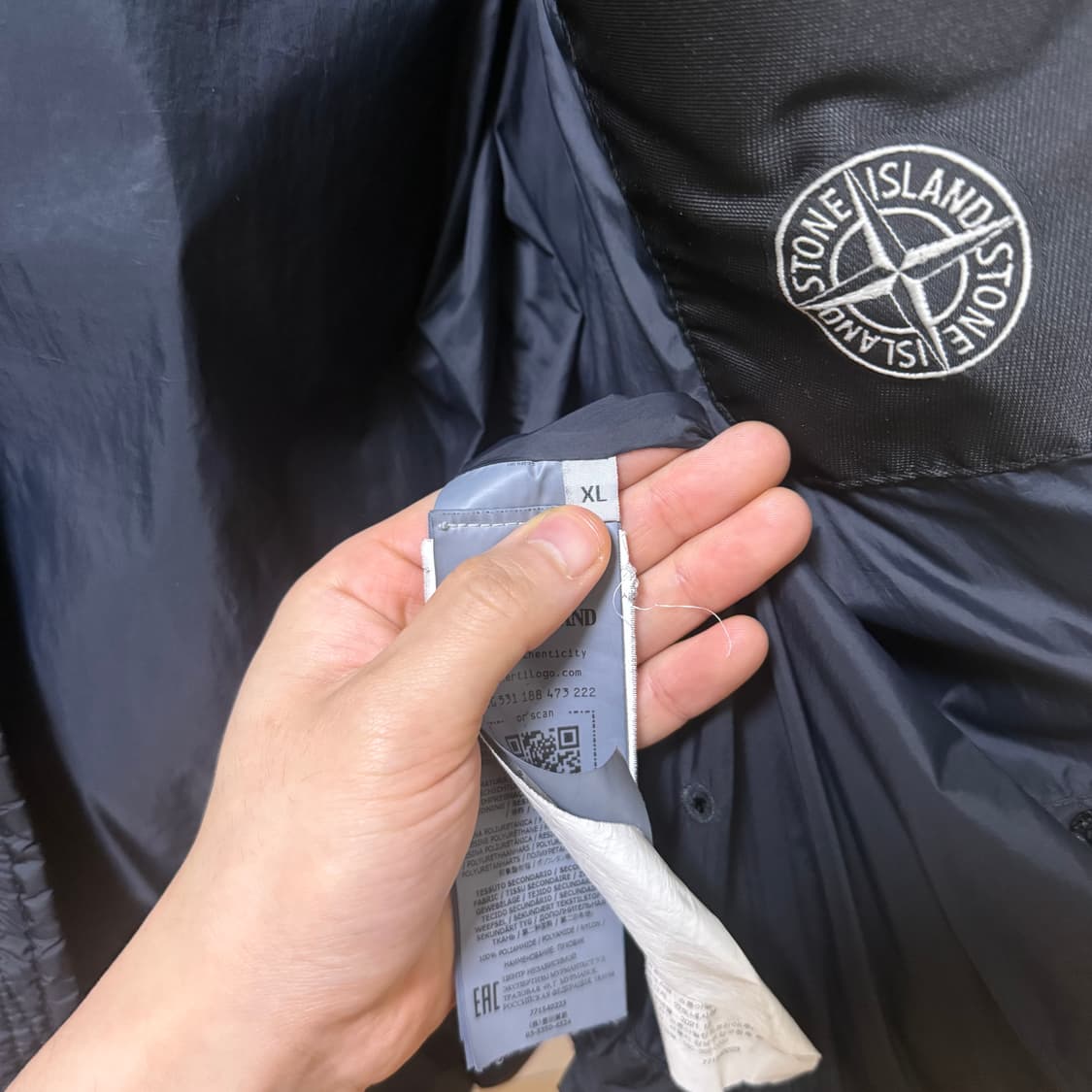 스톤아일랜드 크링클랩스 후드 숏패딩 백화점판
XL사이즈  상품이미지5