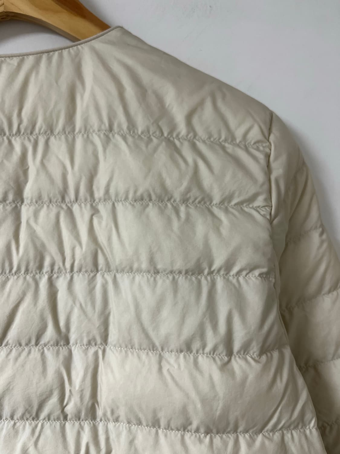 유니클로 경량 패딩 울트라 라이트 다운 상품이미지4