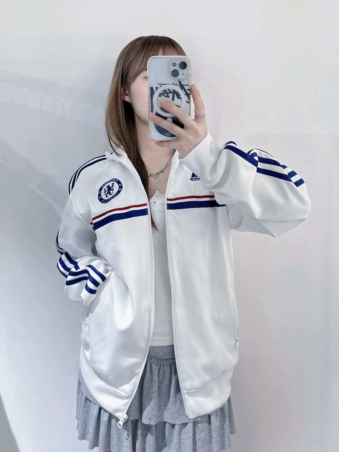 아디다스 스몰로고 첼시 화이트 트랙탑 상품이미지3