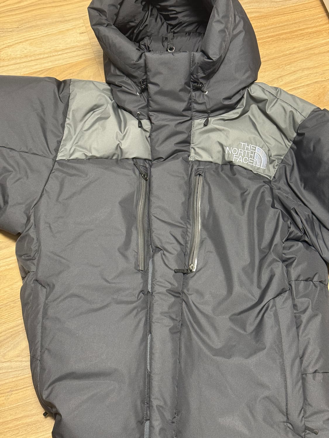 노스페이스 발트로 라이트 25FW 그레이 상품이미지2