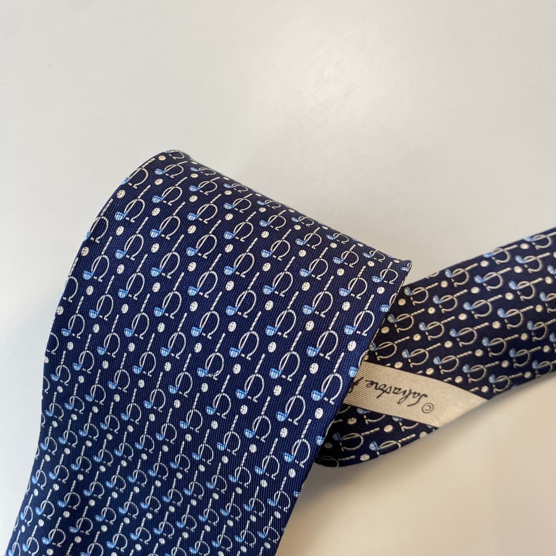 신형 페레가모(Ferragamo)  모노그램 명품 정품 넥타이 상품이미지7
