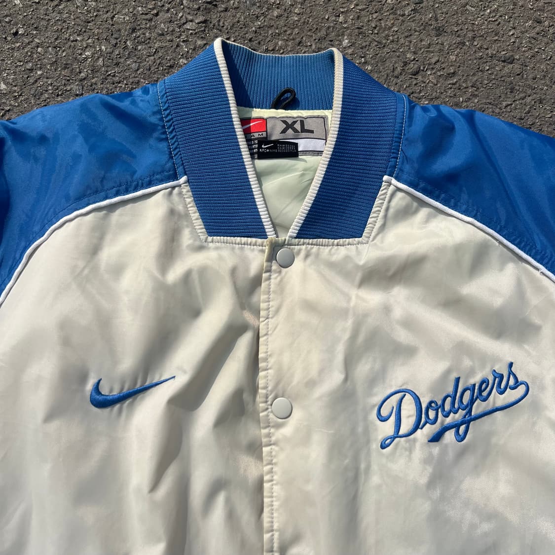 00‘s 나이키 LA다저스 사틴 바시티 자켓 상품이미지3