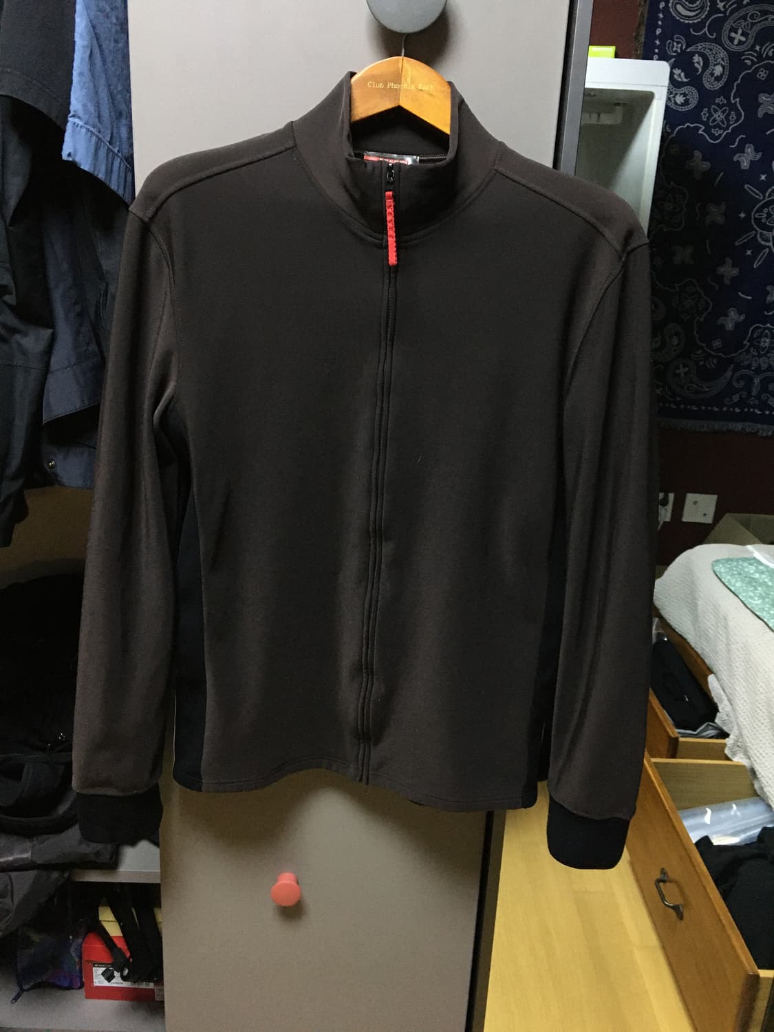 프라다 스포츠 하이넥 집업 상품이미지1