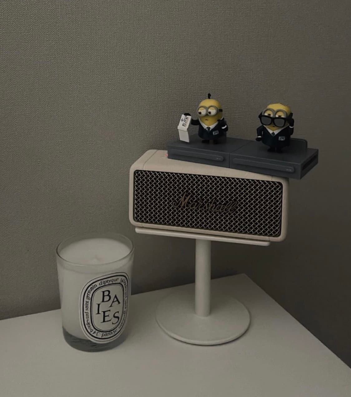 마샬 엠버튼 2 크림 상태 좋음 정품보증서 포함 상품이미지1