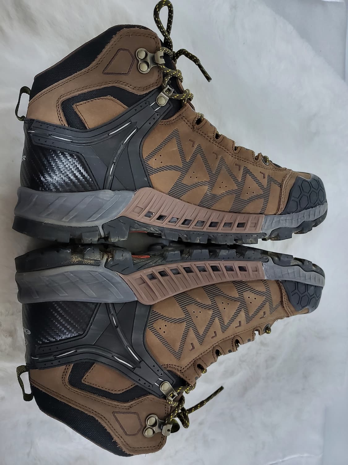 아이더 등산화 정품 270사이즈 고어텍스  상품이미지3