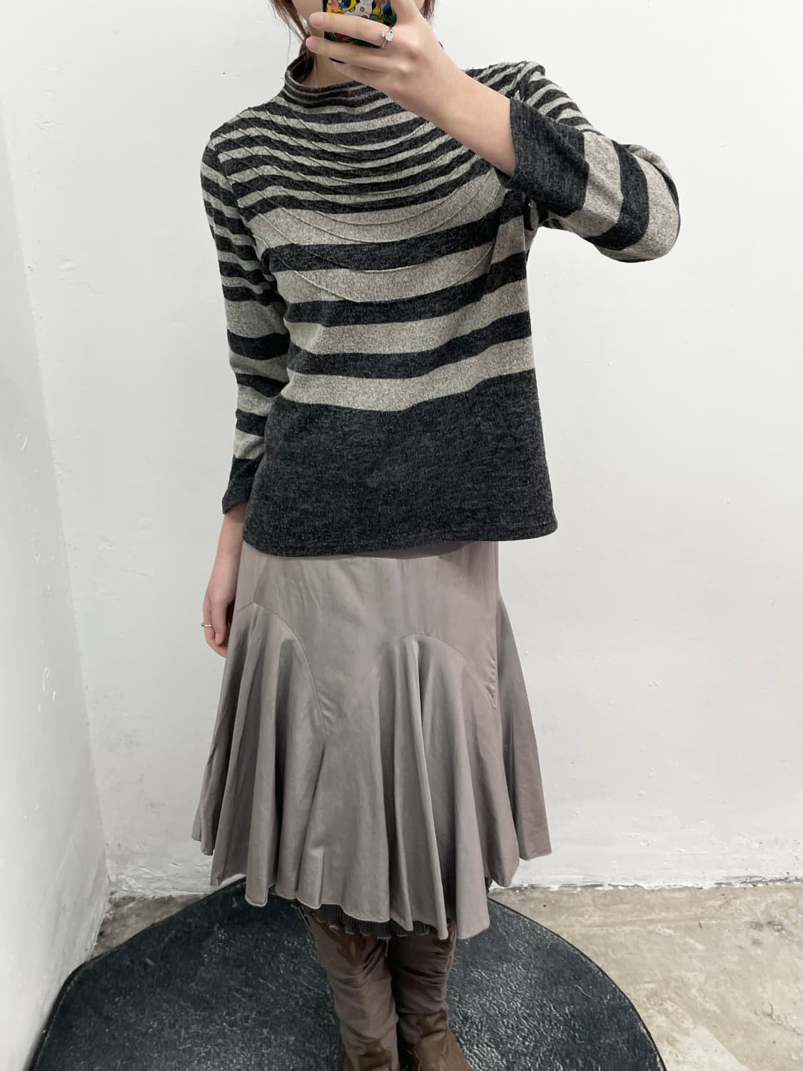 니혼진 너드 스트라이프 절개 탑 상품이미지3