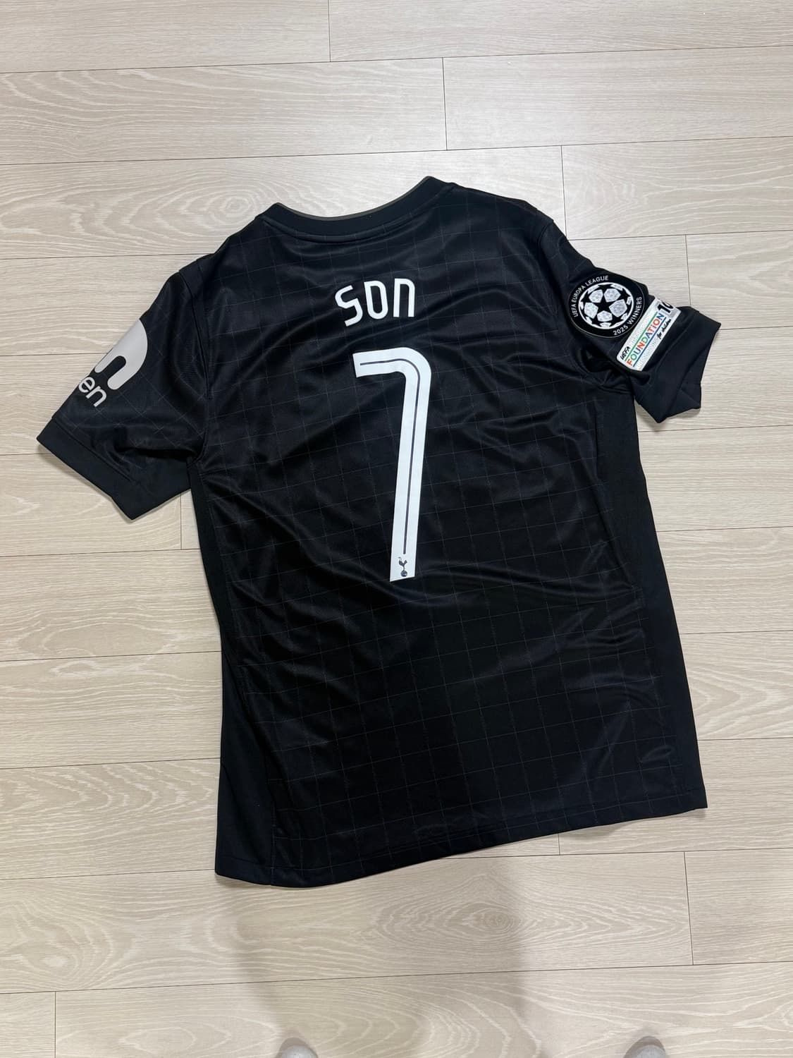 25-26 토트넘 어웨이 손흥민 해외L (105)팝니다 상품이미지8