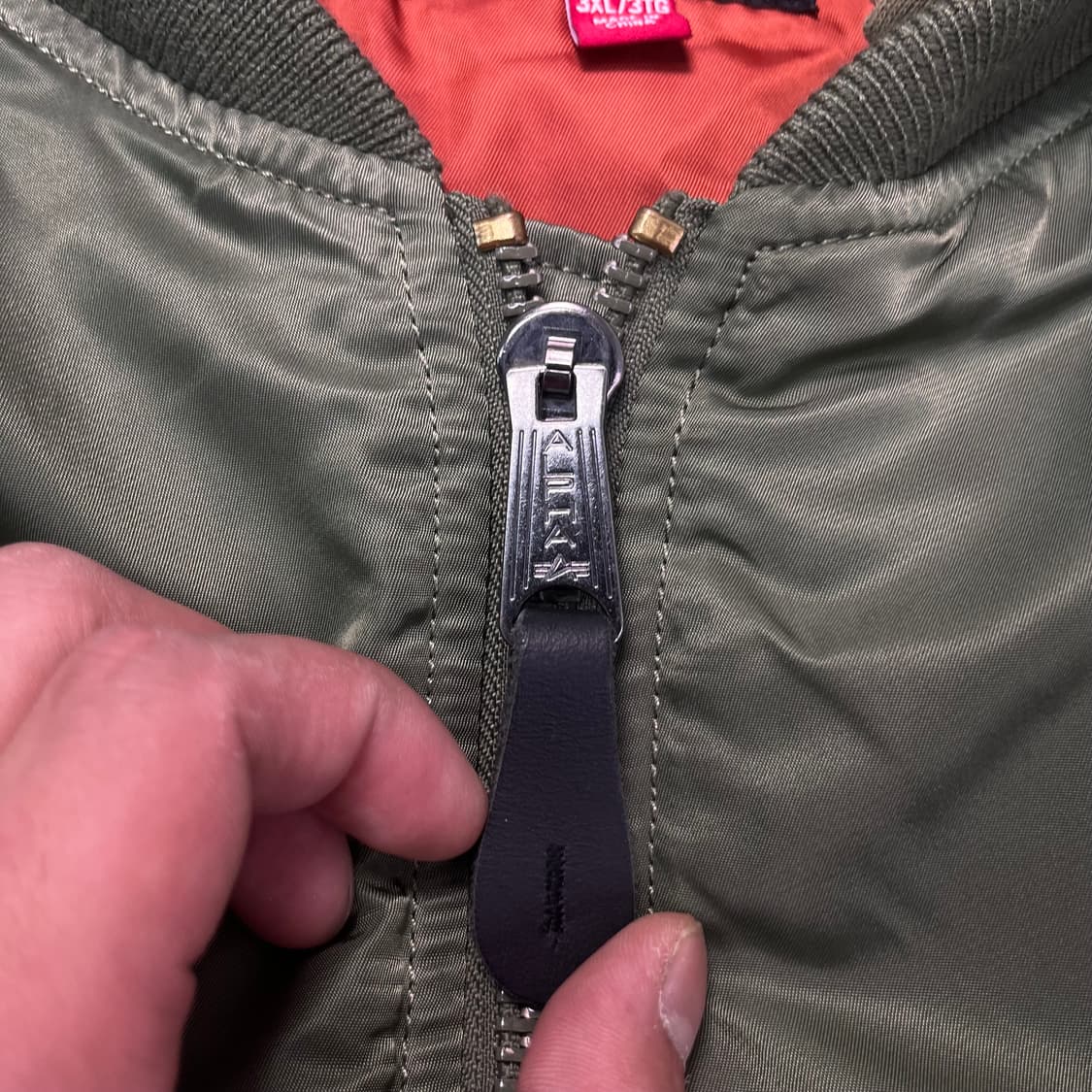 105 알파인더스트리 카키 MA-1 항공자켓 상품이미지3