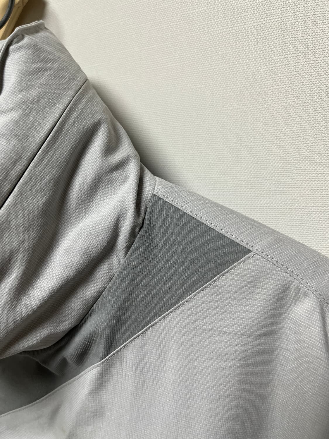 오프닝 프로젝트 하이커 쉘 자켓 3사이즈 상품이미지2