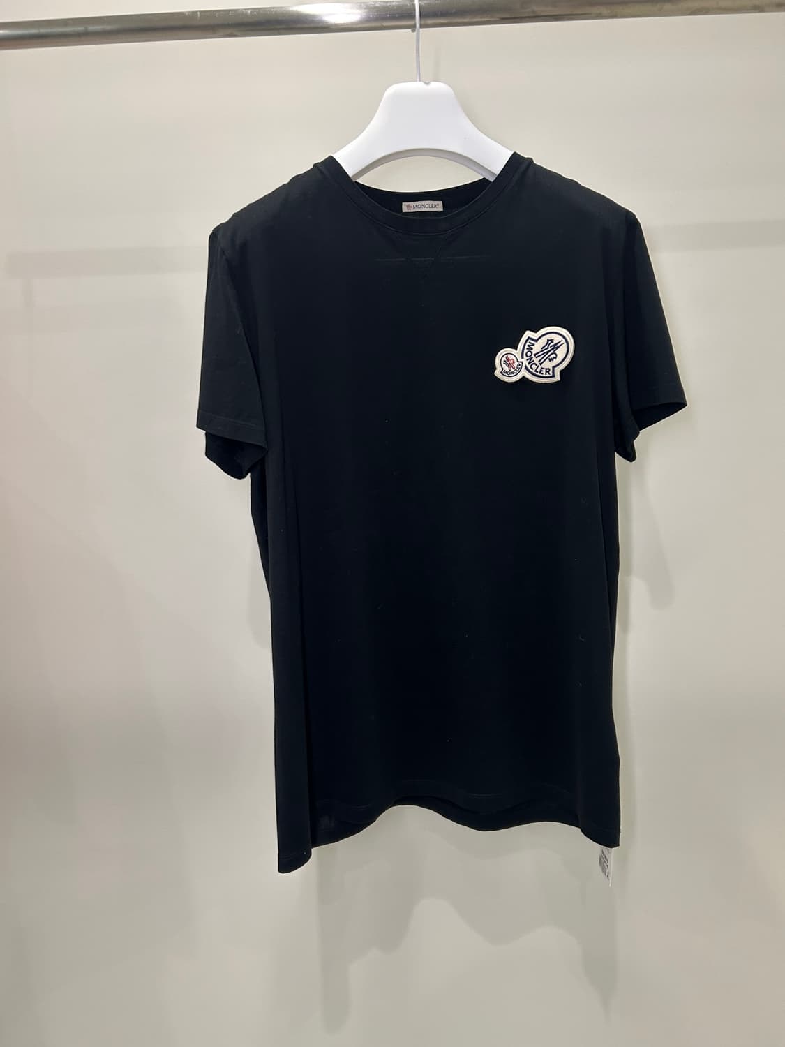 [정품/중고] 몽클레어 더블와펜 티셔츠 상품이미지1