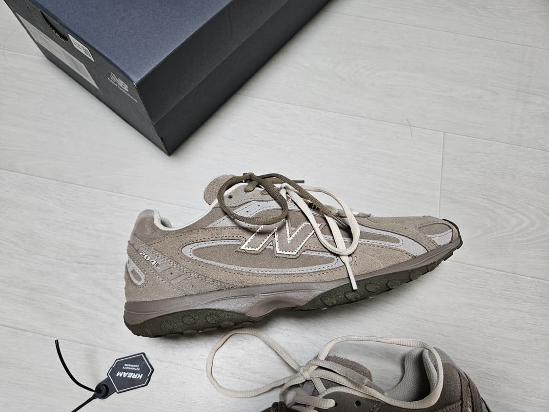 [275] 뉴발란스 204L 스웨이드 머쉬룸 애리드스톤 상품이미지5