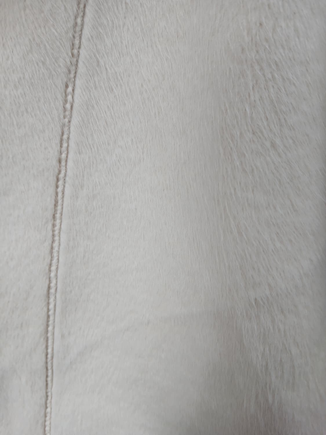 멜로디가든 러블리 아이보리 퍼 숏자켓  90-95 M새제품급 상품이미지7