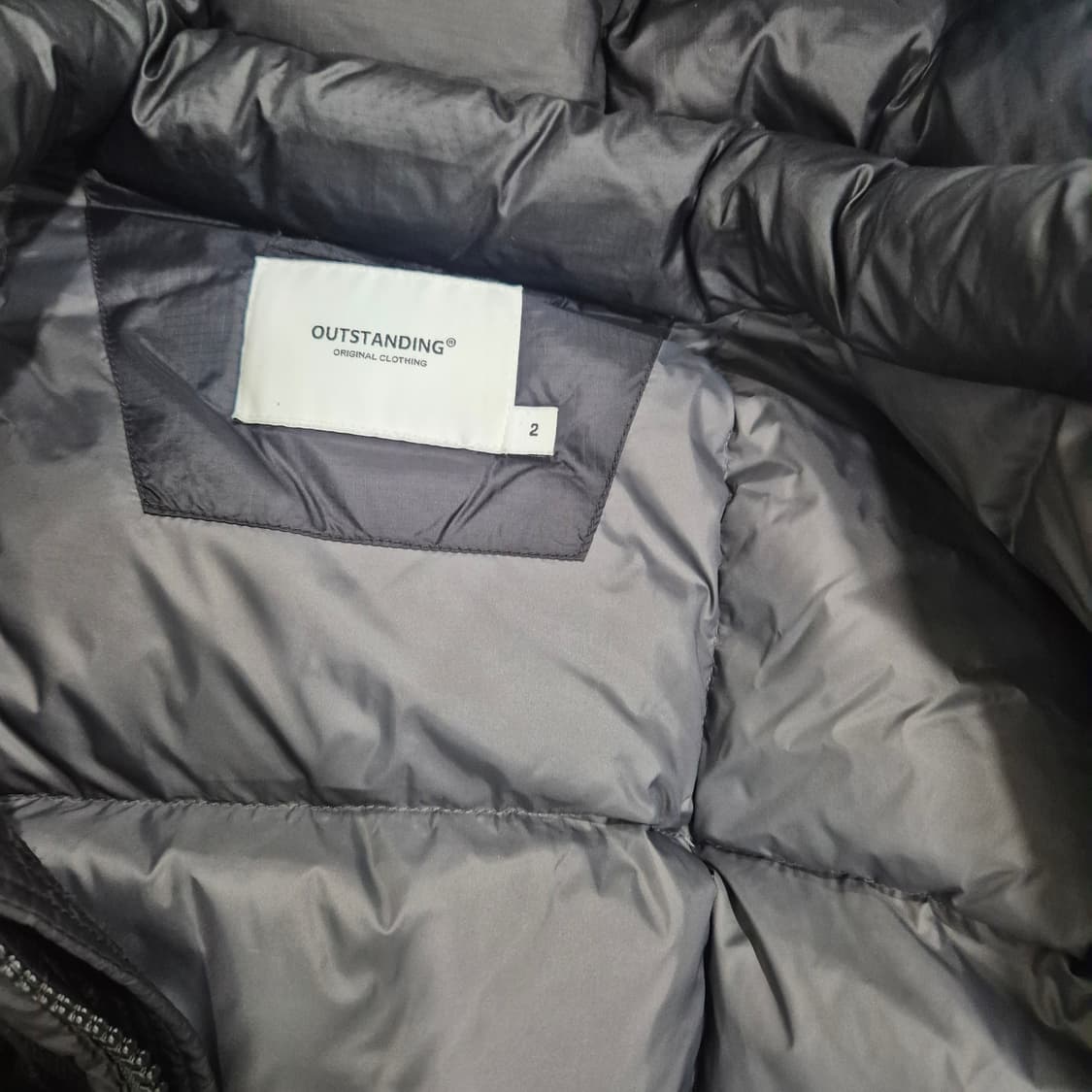 아웃스탠딩 카라코람 구스 패딩 2사이즈 블랙 상품이미지2
