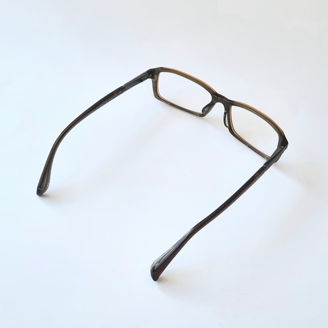 데드스탁 루이까또즈 클래식 스퀘어 뿔테 안경테 상품이미지6