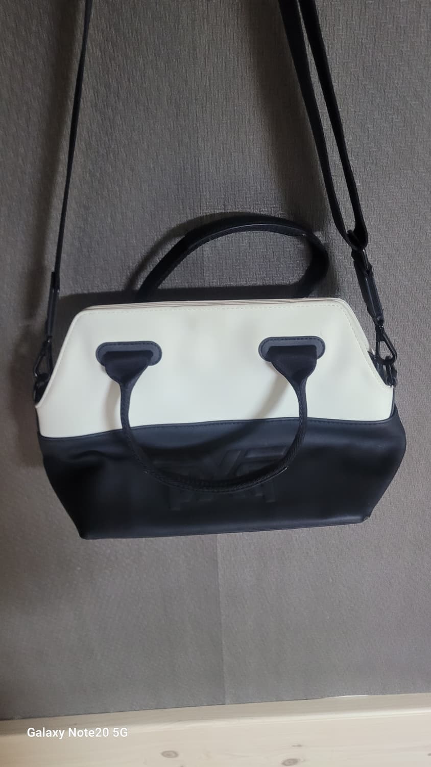 Pxg 크로스백 상품이미지2