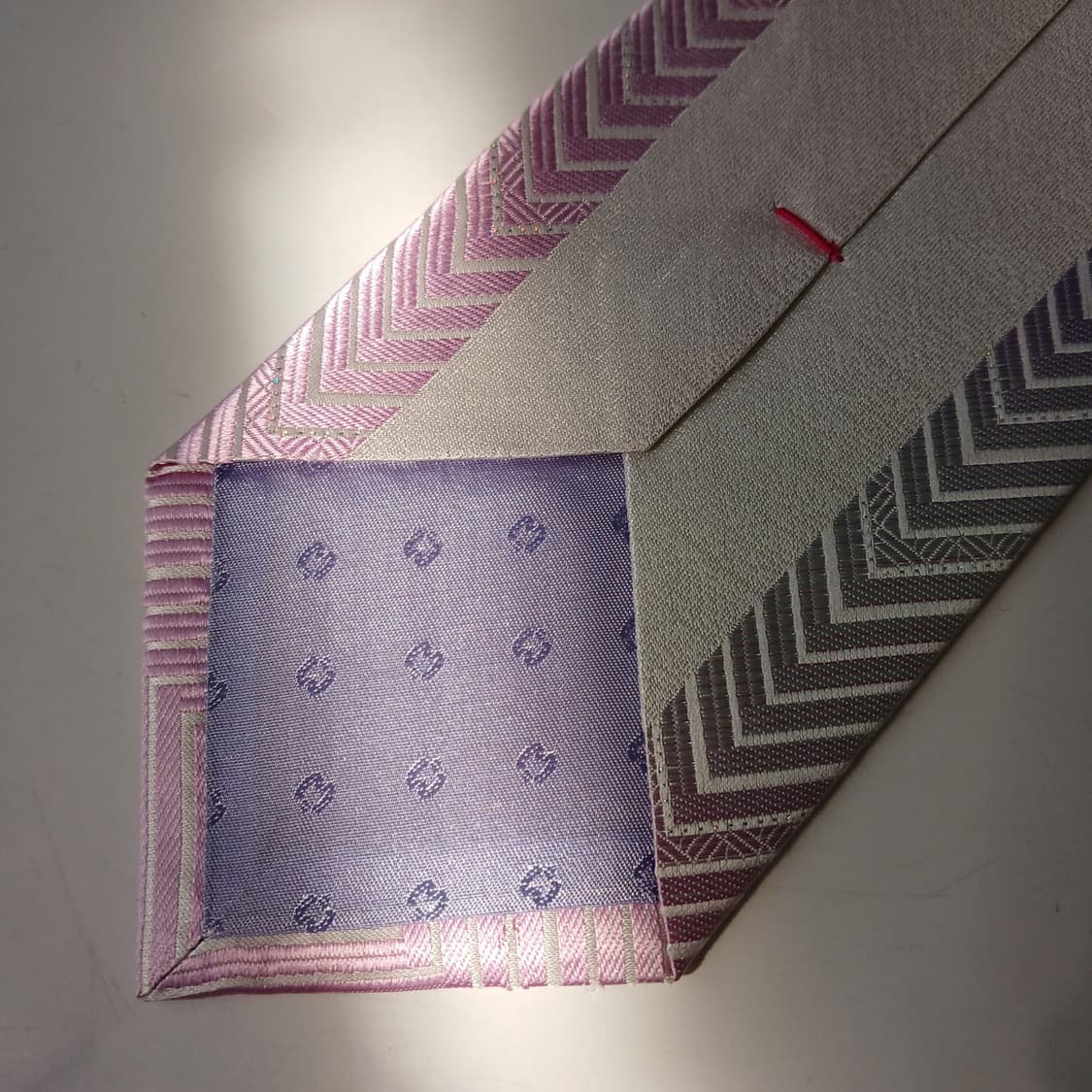 밀라숀 실크 핑크 패턴 넥타이 9cm A+등급 E808
 상품이미지7