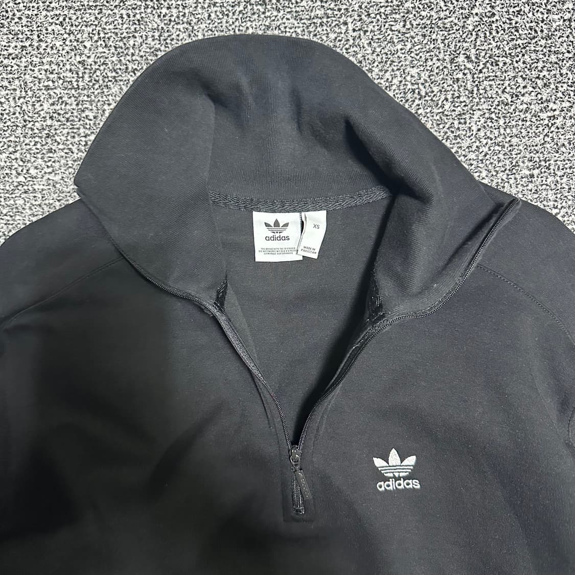 (S추천) 아디다스 블랙 삼선 하프넥 맨투맨 상품이미지2