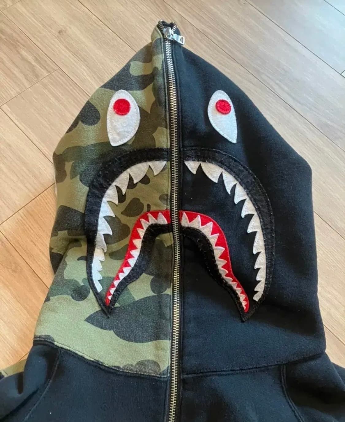 베이프 반집업 카모 샤크후드 정품 상품이미지1