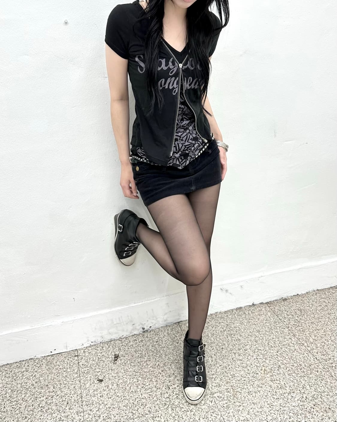 Punk feather printing layered short 상품이미지1