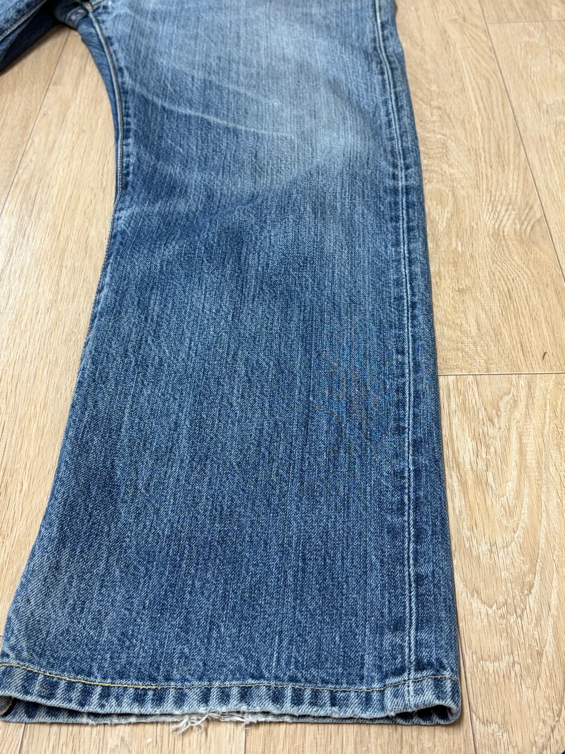 리바이스 501 빈티지 페이딩 연청 상품이미지4