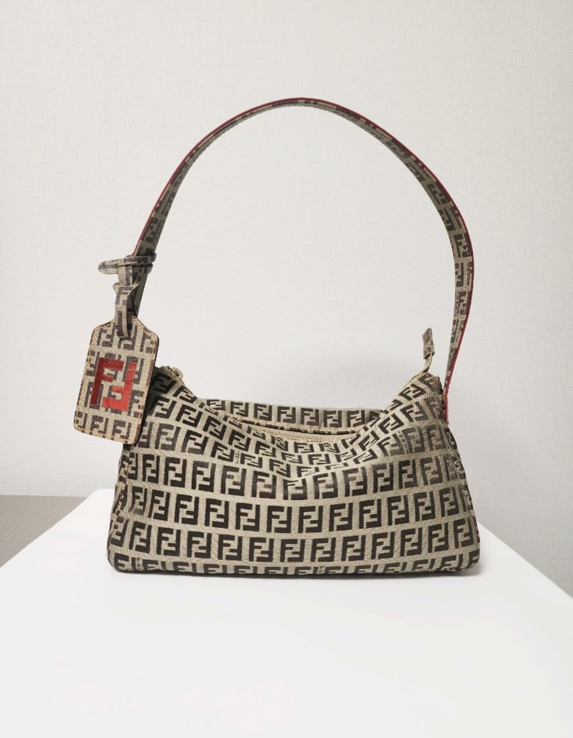 펜디 FF로고 스몰 숄더백 (더스트.게런트카드 포함) 상품이미지1