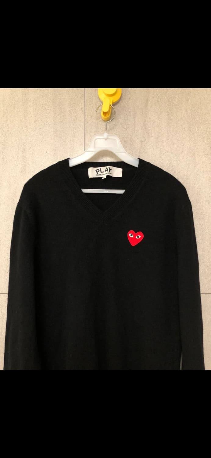 꼼데가르송 레드와펜 V넥 울니트 남성 L 상품이미지2