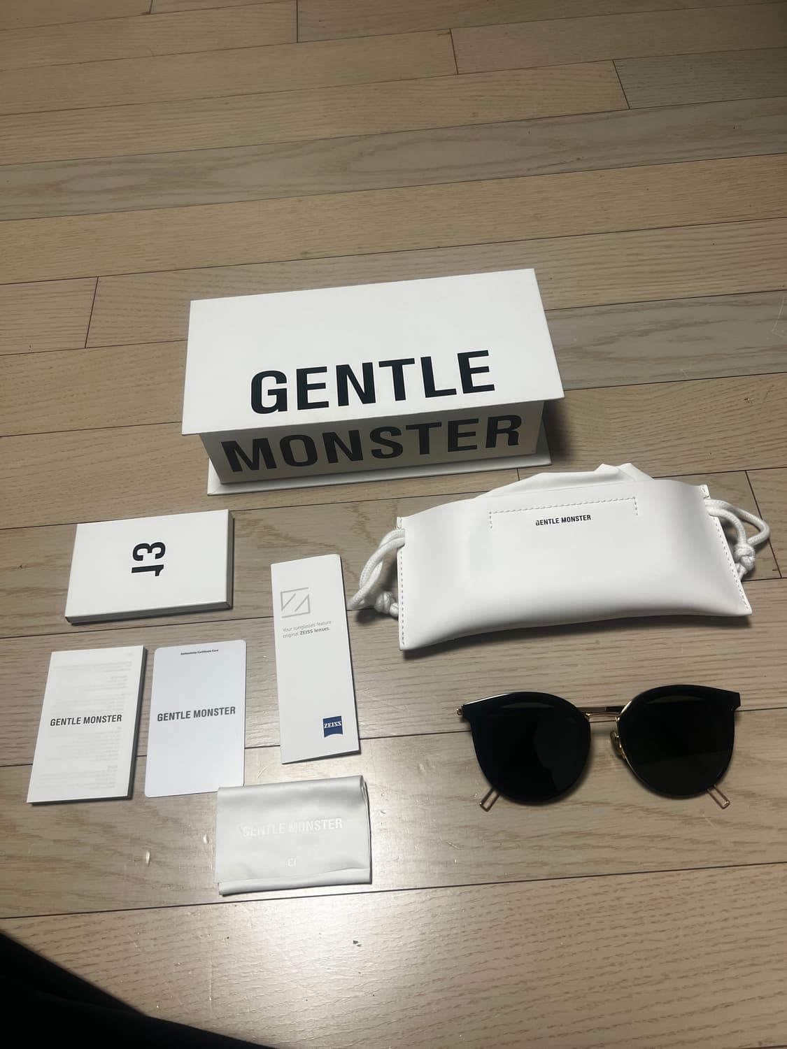 젠틀몬스터 멀린 01 상품이미지9