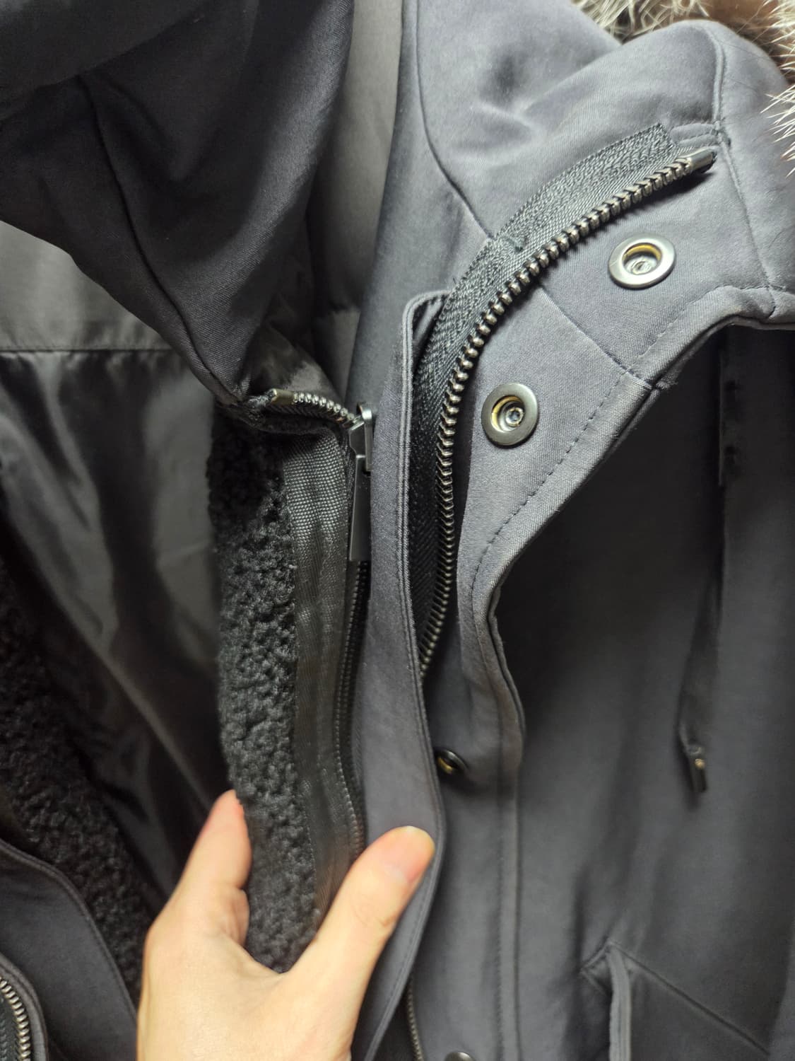 본 매그넘 폭스퍼 야상 패딩 점퍼 블랙 100 사이즈 상품이미지4