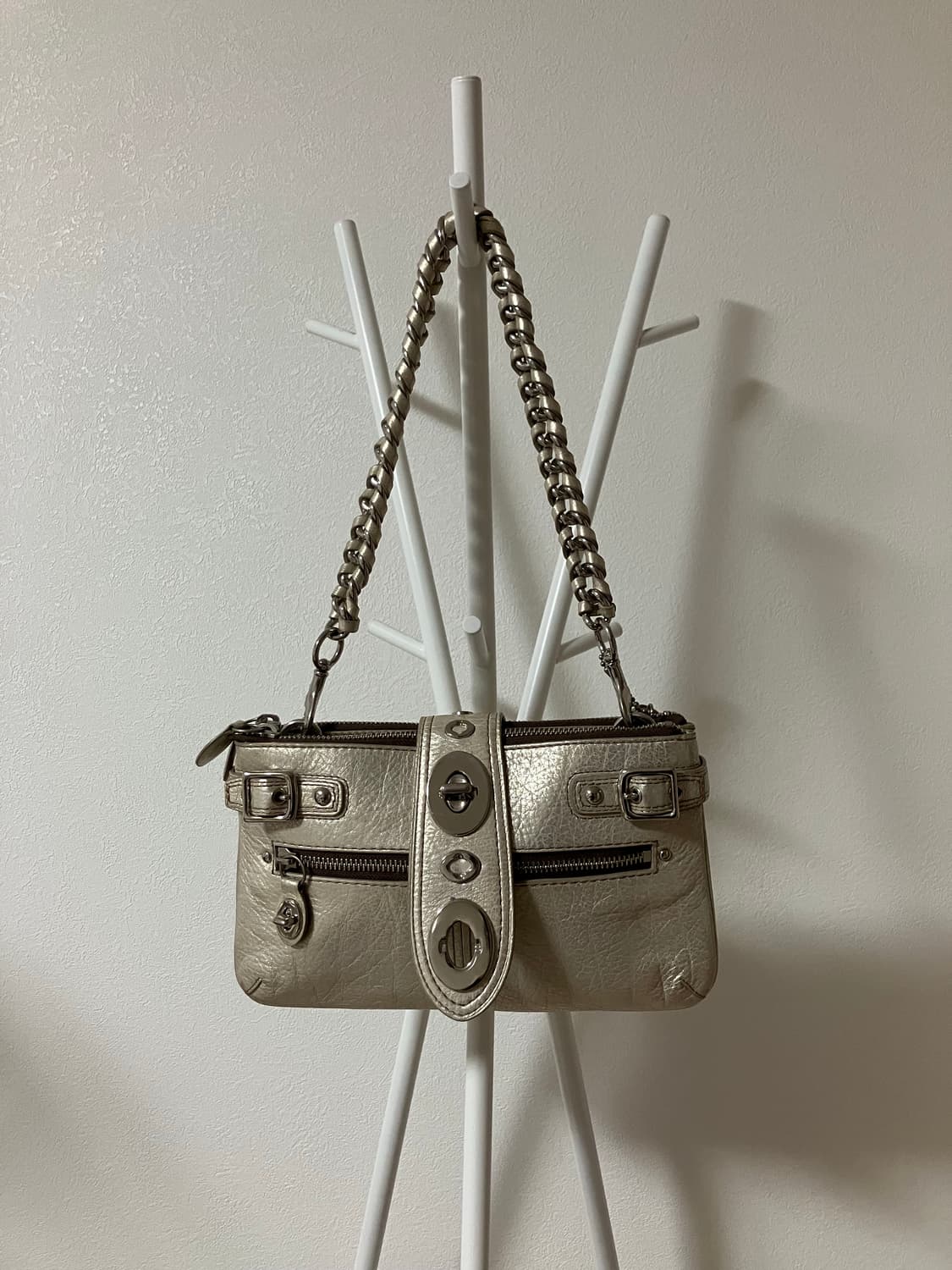 코치 턴락 실버 체인 미니 크로스백 y2k 상품이미지1