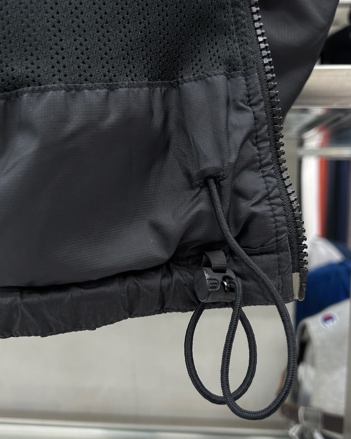 파타고니아 00s 프리마로프트 다스 파카 블랙 상품이미지5