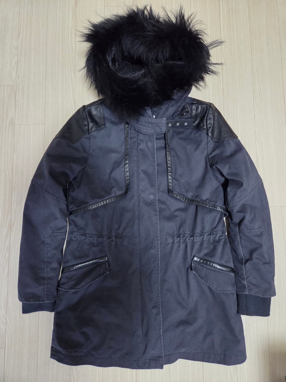 마쥬 가죽 트림 후드 코트 상품이미지1