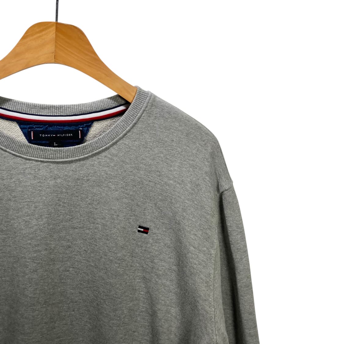 타미힐피거 그레이 맨투맨 상품이미지3
