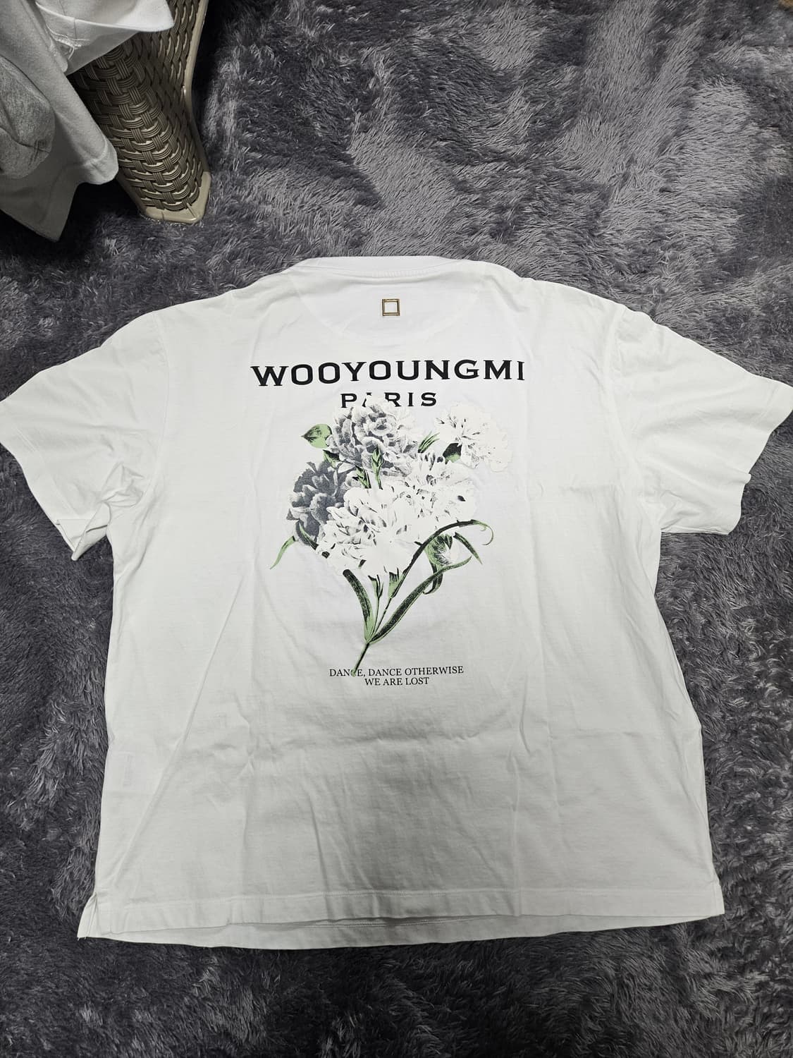 우영미 플라워 프린팅 반팔 티셔츠 48 상품이미지2
