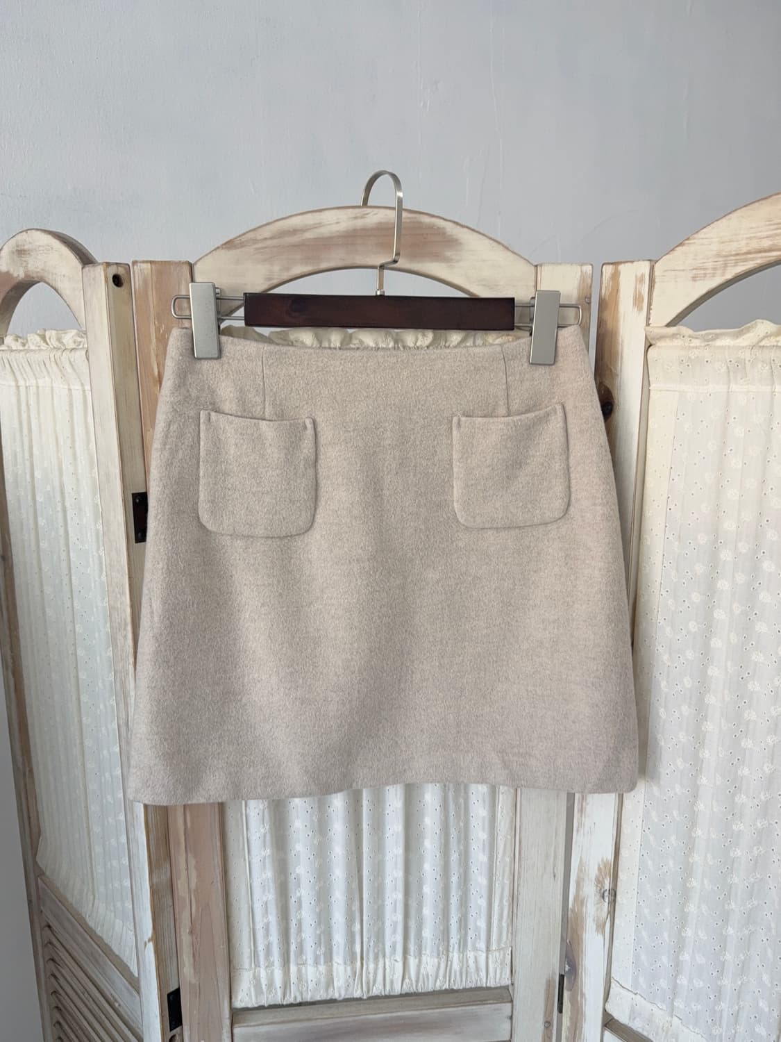 Cosy light beige wool skirt 상품이미지1