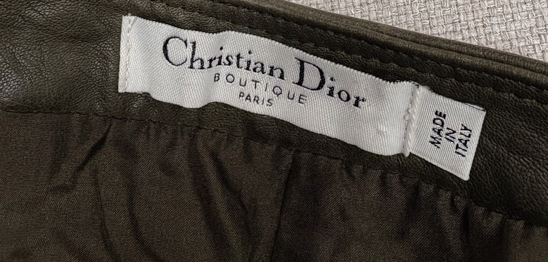 디올 파리지앵 아카이브 라인 가죽  투웨이 카키 미니스커트 상품이미지4