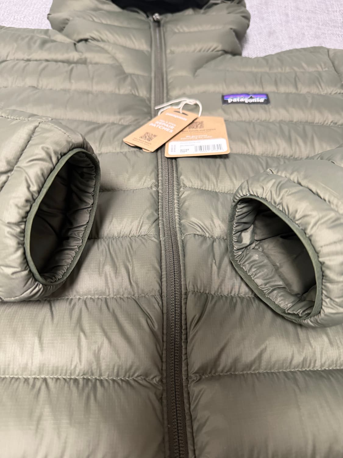 [L] 파타고니아 다운스웨터 후디 파인니들그린 상품이미지6