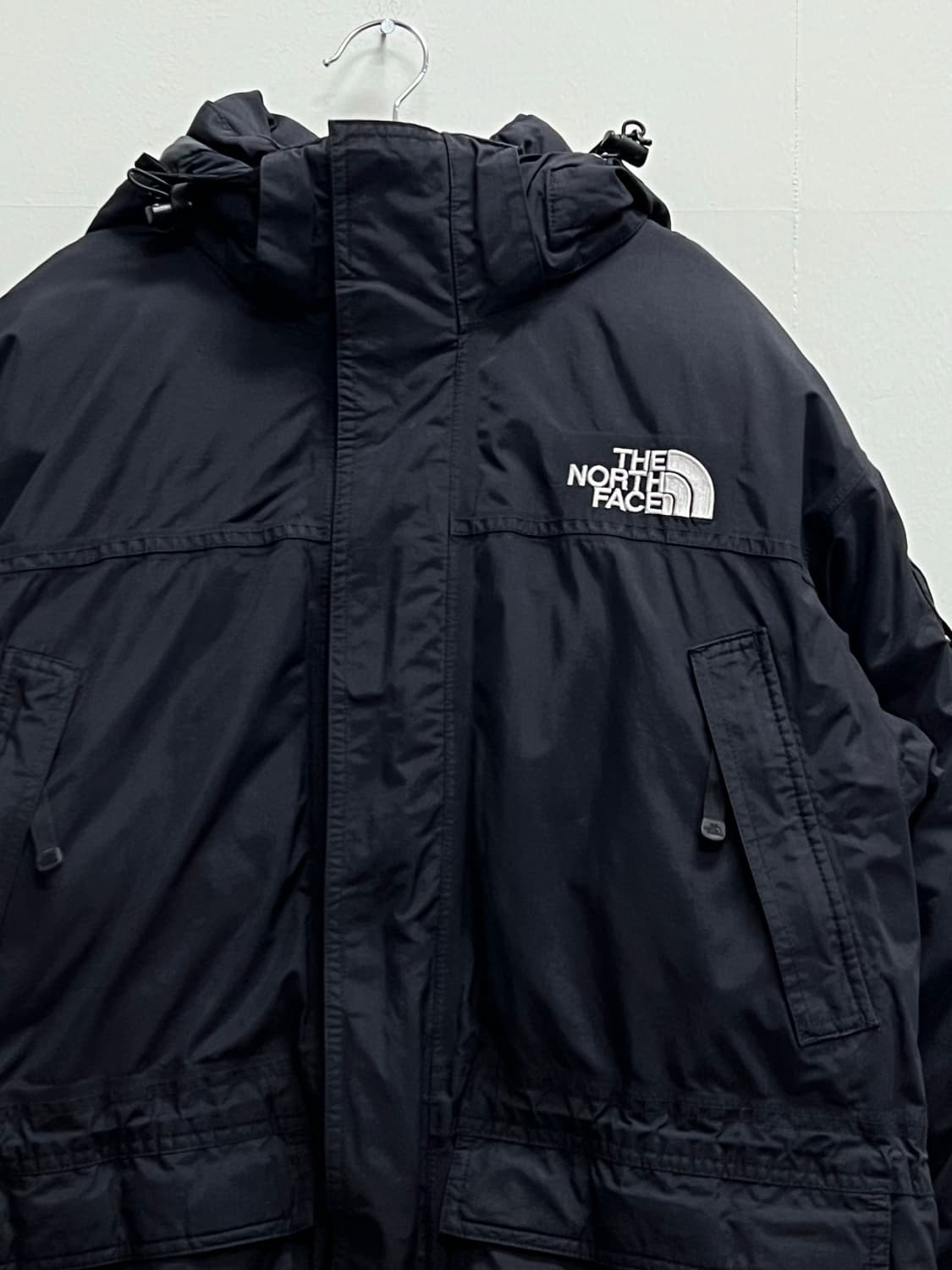 노스페이스 하이벤트 1세대 맥머도 패딩 자켓 블랙 상품이미지3