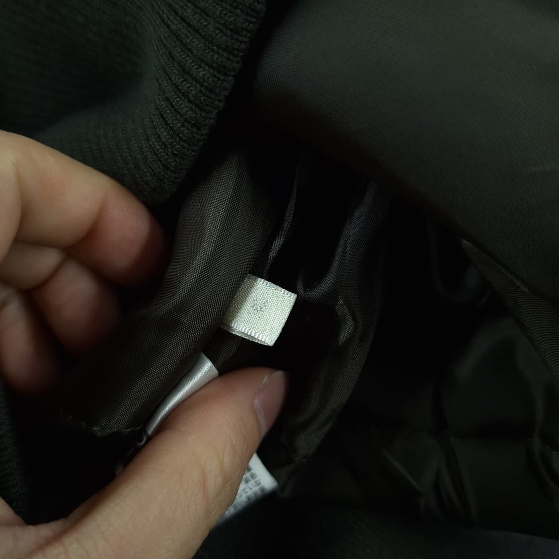 GU 지유 카키 톤톤 시가포켓 캐주얼 패디드 봄버 항공점퍼 마원 MA1 상품이미지9