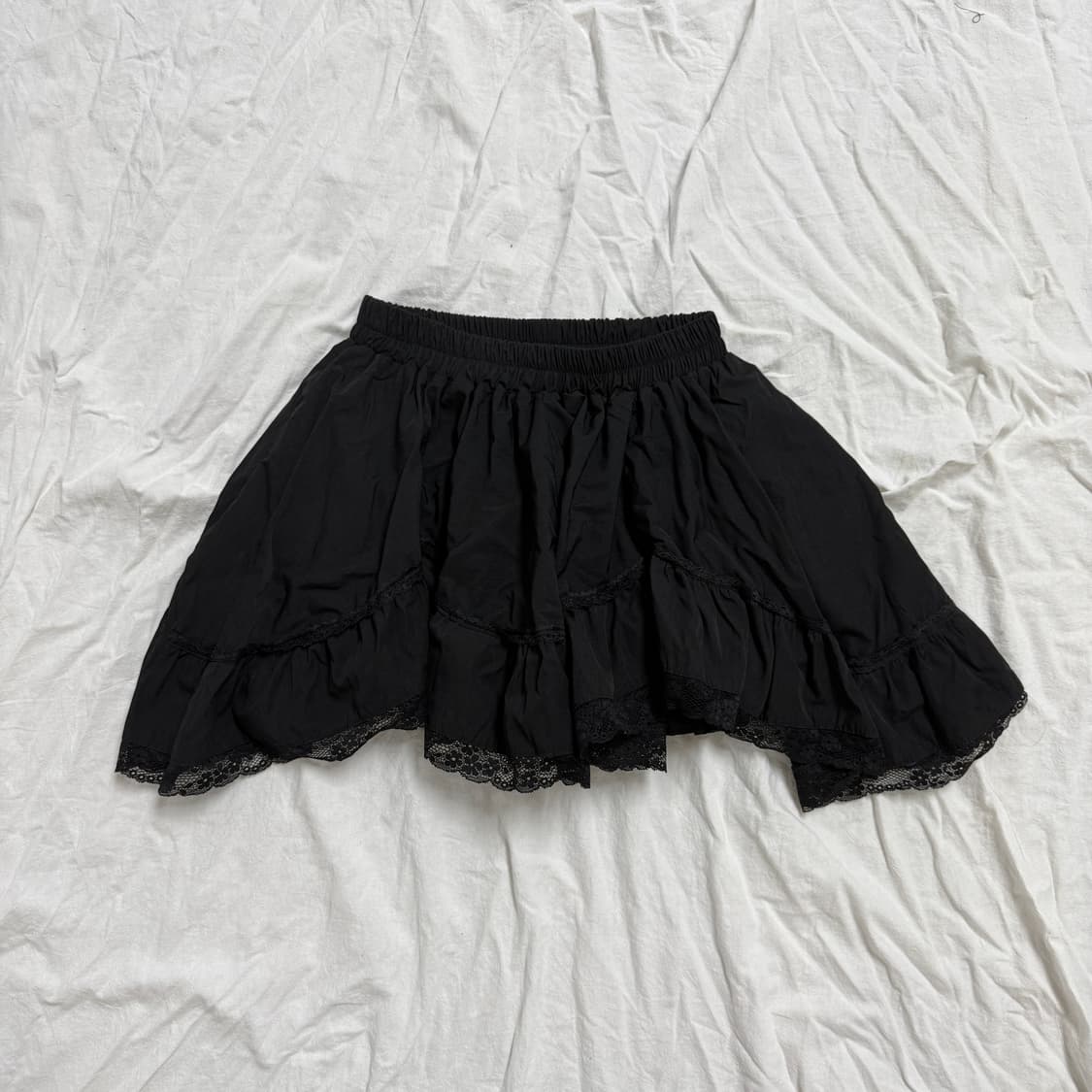 새상품 / 레이스 언발 스커트 속바지 내장  상품이미지1