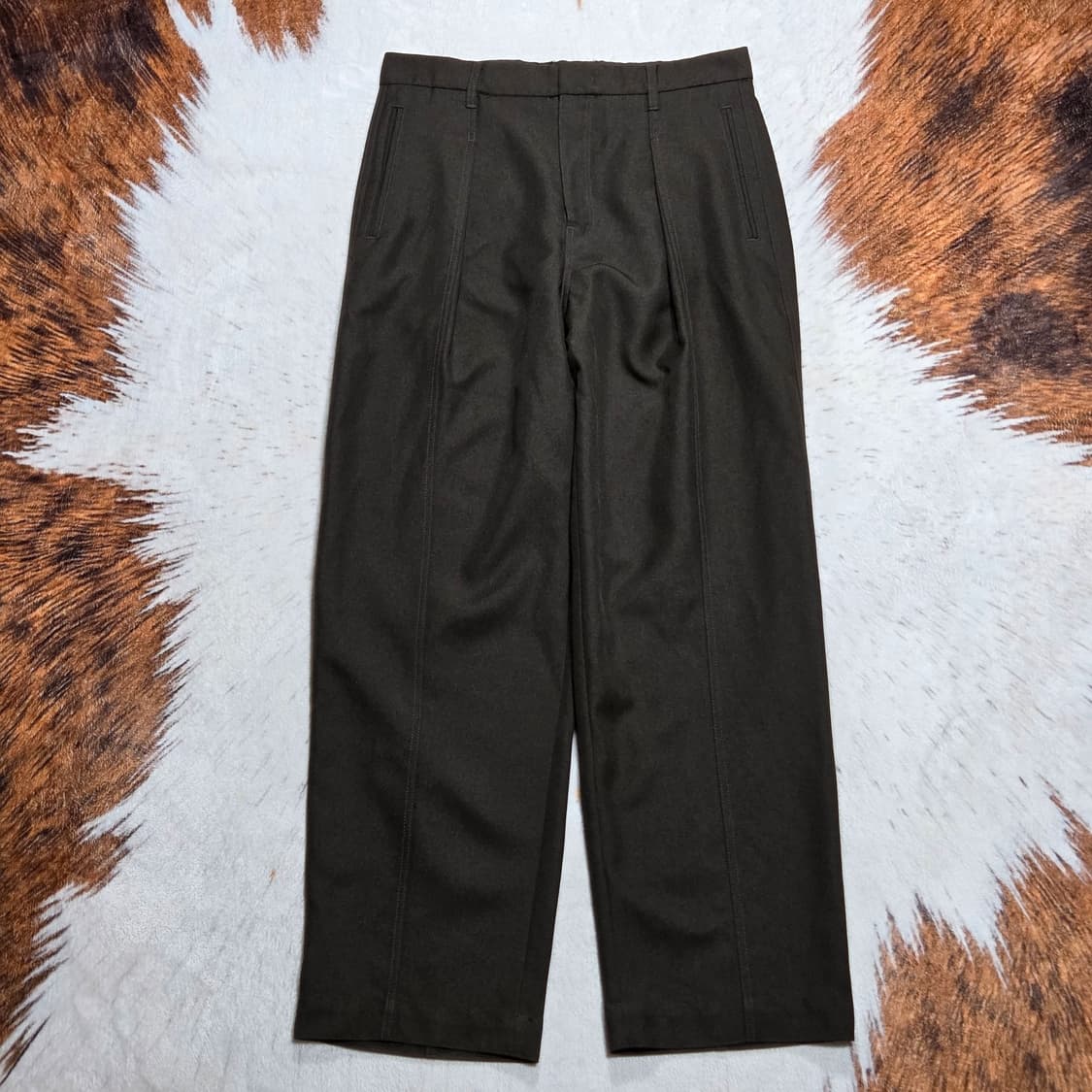 인사일런스 브라운 핀턱 와이드 팬츠 상품이미지1