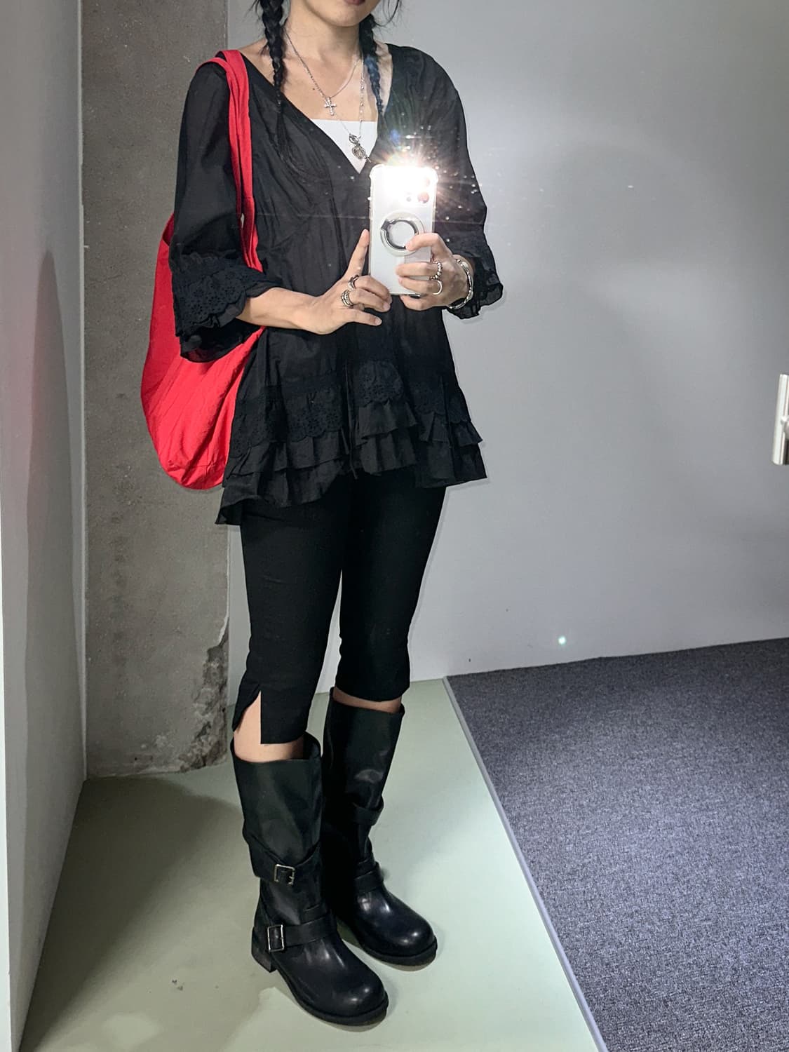 black deep v neck layered lace top 상품이미지1